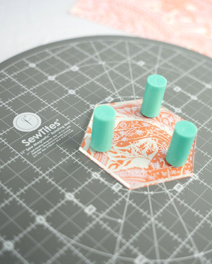 BUNDLE: Sew Magnetic 11" Rotating Self-Healing Cutting Mat + Boosters 6-Pack
