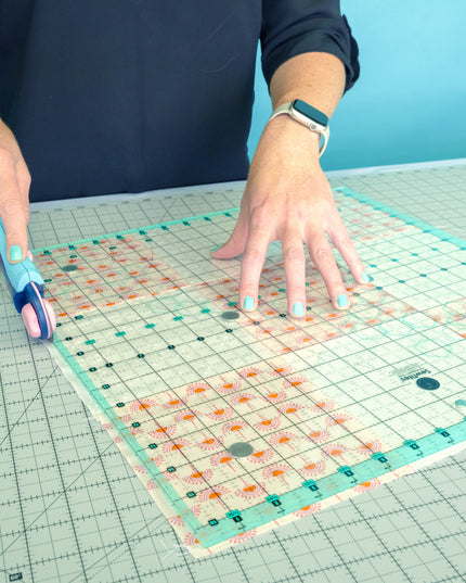 PRE-ORDER: Sew Magnetic 16.5" x 16.5" Ruler