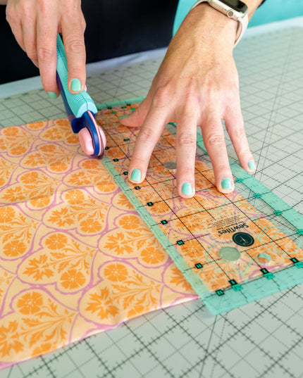 PRE-ORDER: Sew Magnetic 4.5" x 12.5" Ruler
